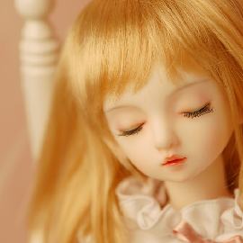 Marianne Sleeping doll